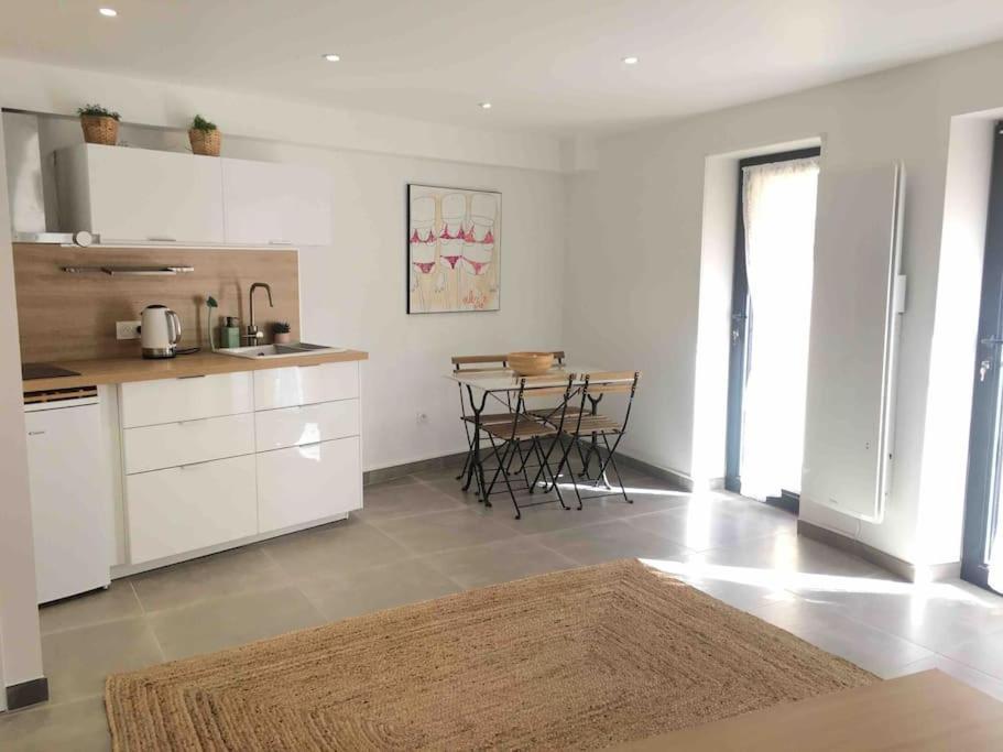 Ferienhaus Magnifique Independant 35m2 Proche Du Et Au Coeur Du Village Peyrolles-en-Provence